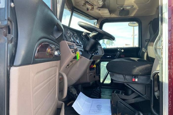 2016 Peterbilt 389 full
