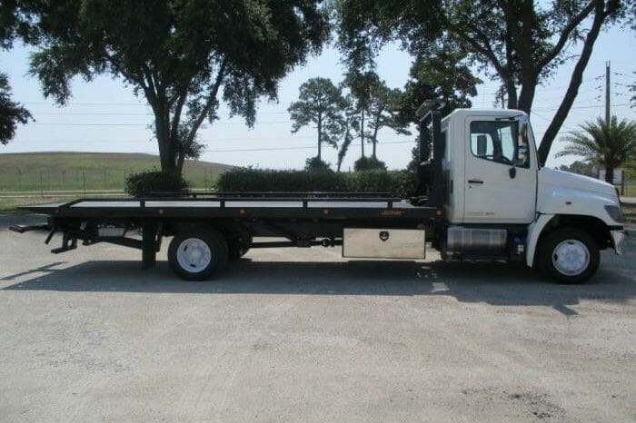 2014 Hino 258LP full